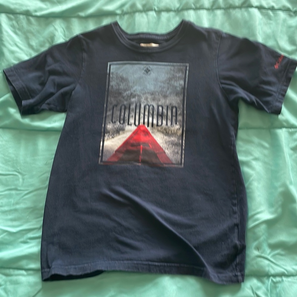 Boys short sleeve Columbia T shirt